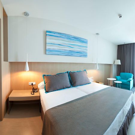 อาเตเนีย พอร์ต บาร์เซโลนา มาตาโร Hotel ภายนอก รูปภาพ