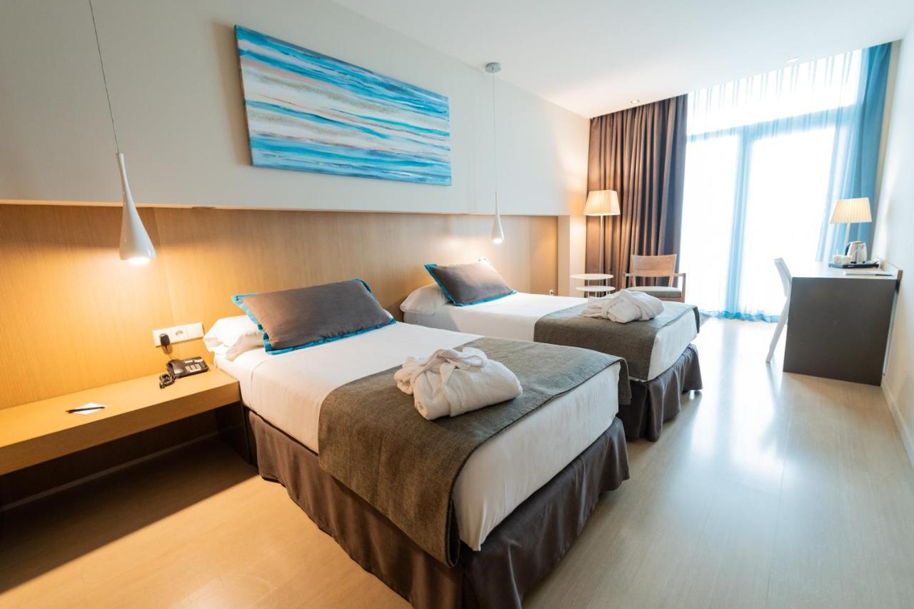 อาเตเนีย พอร์ต บาร์เซโลนา มาตาโร Hotel ภายนอก รูปภาพ