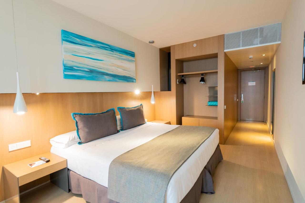 อาเตเนีย พอร์ต บาร์เซโลนา มาตาโร Hotel ภายนอก รูปภาพ