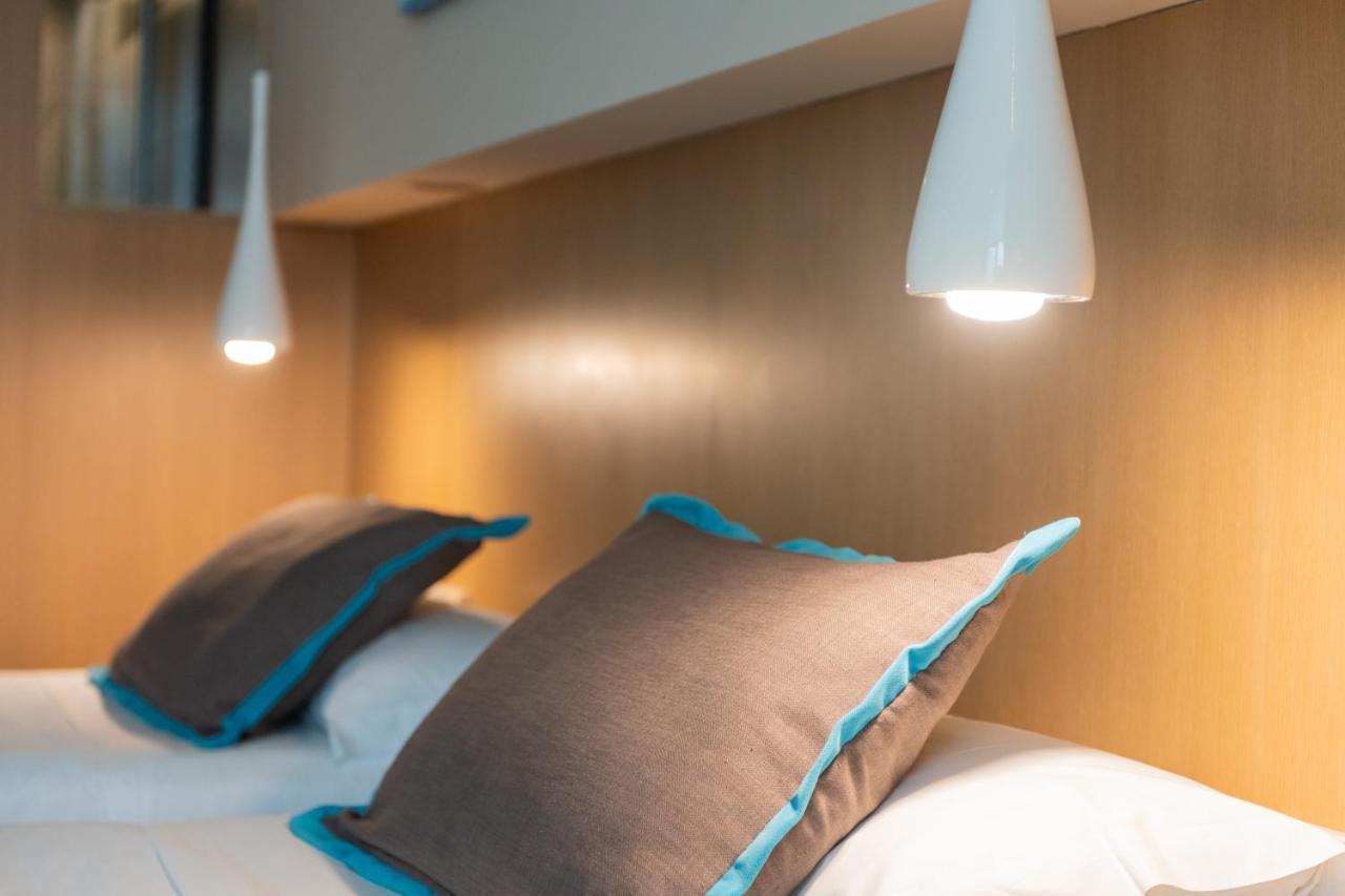 อาเตเนีย พอร์ต บาร์เซโลนา มาตาโร Hotel ภายนอก รูปภาพ